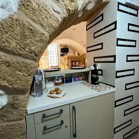 J-suite Apartment *